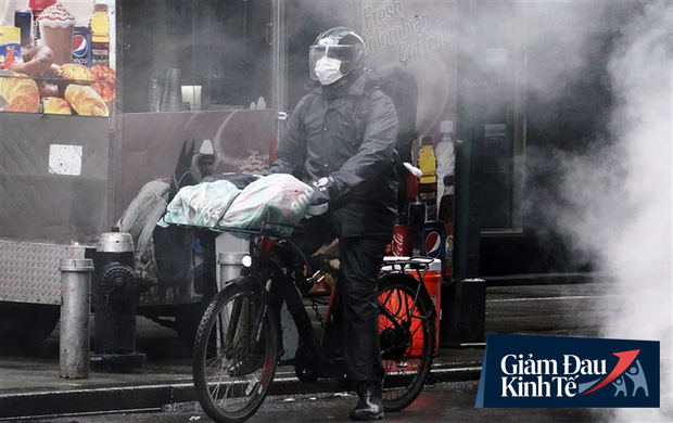 Những ng&agrave;nh nghề xứng danh anh h&ugrave;ng kh&ocirc;ng t&ecirc;n tại Mỹ, bất chấp nguy hiểm để cống hiến giữa ổ dịch Covid-19 lớn nhất thế giới - Ảnh 4.