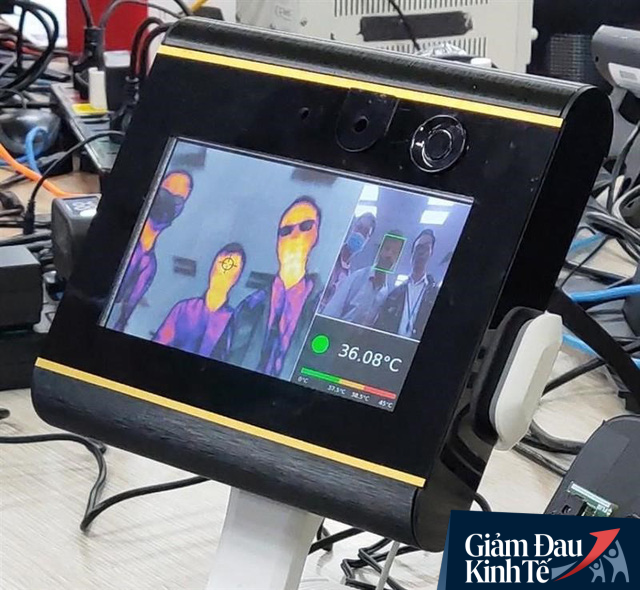 Vingroup sản xuất m&aacute;y thở v&agrave; m&aacute;y đo th&acirc;n nhiệt made in Vietnam, sẽ tặng cho Bộ Y tế 5.000 m&aacute;y thở Kh&ocirc;ng X&acirc;m nhập để kịp thời phục vụ chống dịch Covid-19 - Ảnh 3.