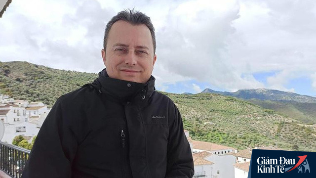 B&ecirc;n trong thị trấn chưa ai mắc Covid-19 ở T&acirc;y Ban Nha d&ugrave; cả nước c&oacute; hơn 135.000 ca nhiễm: Tự ph&ograve;ng dịch bằng c&aacute;ch ly x&atilde; hội, tự tr&iacute;ch quỹ để trả tiền thuế, điện nước cứu doanh nghiệp địa phương - Ảnh 2.