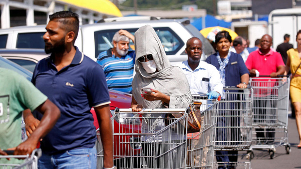 Dự b&aacute;o 10 nền kinh tế bị ảnh hưởng nặng nề nhất do đại dịch Covid-19, bao gồm một quốc gia Đ&ocirc;ng Nam &Aacute; - Ảnh 2.