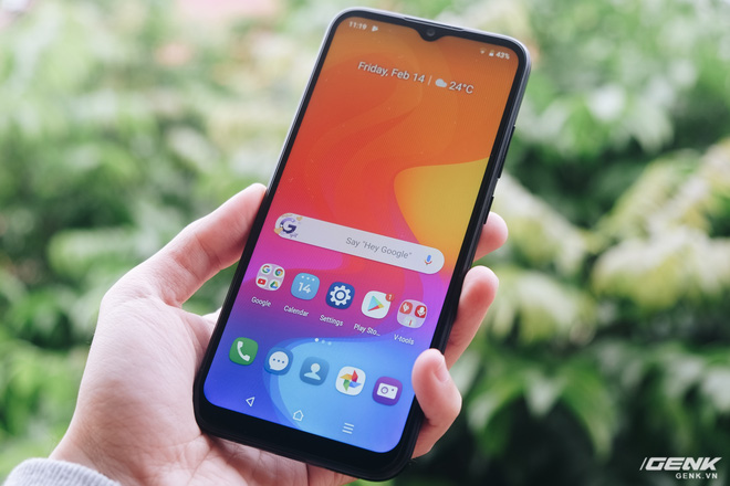 VinSmart c&ocirc;ng bố số liệu kỷ lục chỉ sau 15 th&aacute;ng: gi&agrave;nh thị phần 16,7%, đứng thứ 3 thị trường smartphone Việt Nam - Ảnh 2.