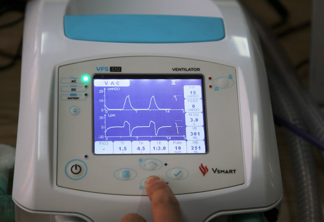 Đo lường thử nghiệm th&agrave;nh c&ocirc;ng m&aacute;y thở do Vingroup sản xuất  - Ảnh 1.