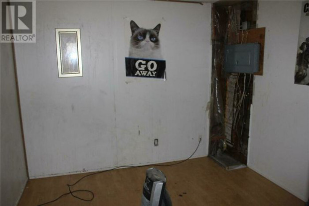 Tuyển tập những ng&ocirc;i nh&agrave; c&oacute; thiết kế nội thất khiếp đảm đến nỗi kh&ocirc;ng ai d&aacute;m mua - Ảnh 4.