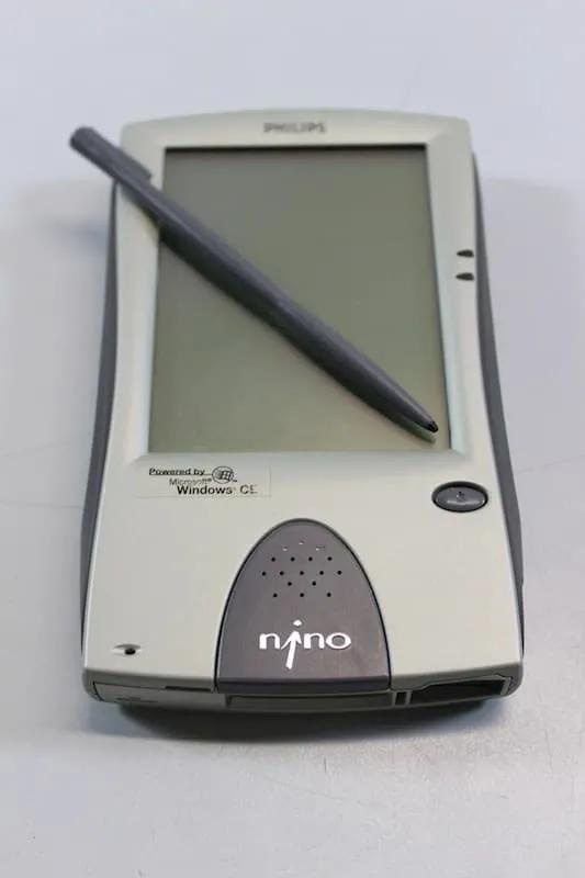 Lịch sử Apple: H&agrave;nh tr&igrave;nh ra đời của iPod - Ảnh 8.