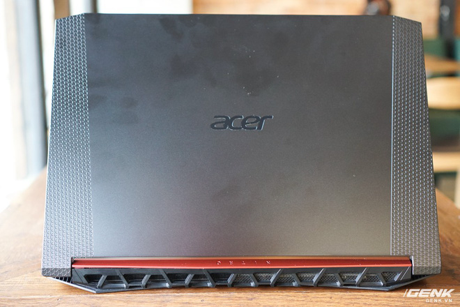 Cận cảnh Acer Nitro 5 phi&ecirc;n bản 2020: Thiết kế n&eacute;t hơn, d&ugrave;ng Intel Core I thế hệ 10, lần đầu c&oacute; b&agrave;n ph&iacute;m đ&egrave;n nền RGB, gi&aacute; từ 23,3 triệu đồng đồng - Ảnh 3.