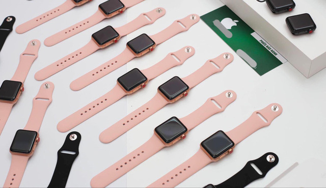Mua Apple Watch 450.000 đồng, kh&aacute;ch &ldquo;đắng l&ograve;ng&rdquo; v&igrave; gian thương gửi m&oacute;n đồ kh&ocirc;ng ngờ tới  - Ảnh 4.
