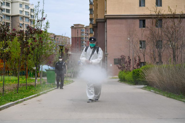 Hơn 100 triệu dân Trung Quốc lại phải sống trong cảnh phong tỏa vì Covid-19, sự thất vọng bao trùm - Ảnh 1. Hơn 100 triệu dân Trung Quốc lại phải sống trong cảnh phong tỏa vì Covid-19, sự thất vọng bao trùm - Ảnh 1.