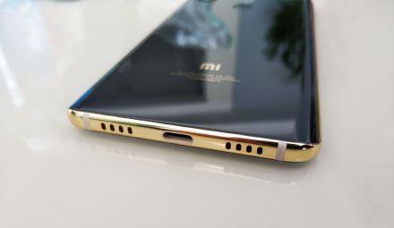 Xiaomi Mi 6 Silver Edition và nguyên mẫu thử nghiệm Mi 7 được đem ra đấu giá với mức giá lên tới hơn 3 tỷ đồng - Ảnh 5. Xiaomi Mi 6 Silver Edition và nguyên mẫu thử nghiệm Mi 7 được đem ra đấu giá với mức giá lên tới hơn 3 tỷ đồng - Ảnh 5.