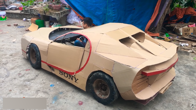 B&aacute;o T&acirc;y hứng th&uacute; khi thấy Youtuber Việt l&agrave;m si&ecirc;u xe Ferrari, Bugatti với gi&aacute; v&agrave;i triệu đồng - Ảnh 8.