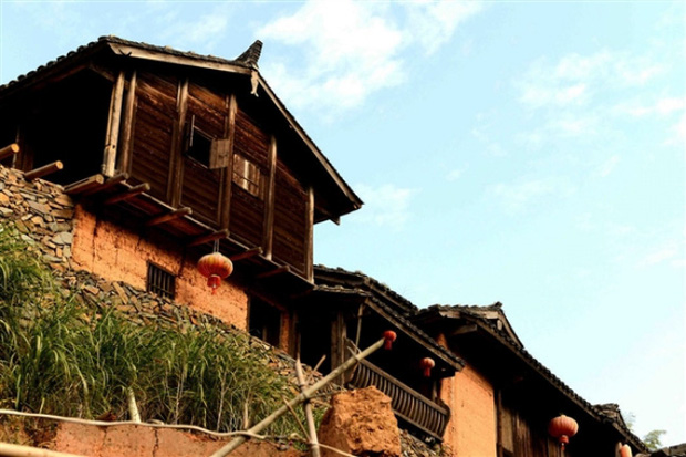 Bí ẩn đến nay vẫn chưa có lời giải đáp: Ngôi làng nằm trên núi không một con muỗi nào dám bén mảng đến suốt 100 năm qua - Ảnh 6. Bí ẩn đến nay vẫn chưa có lời giải đáp: Ngôi làng nằm trên núi không một con muỗi nào dám bén mảng đến suốt 100 năm qua - Ảnh 6.