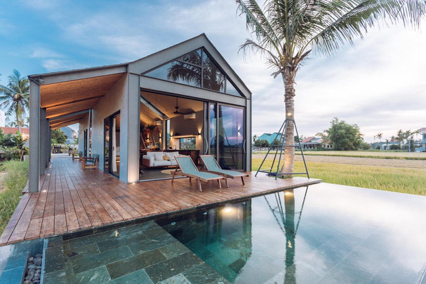 Ng&ocirc;i nh&agrave; cấp 4 nh&igrave;n qua th&igrave; tưởng b&igrave;nh thường nhưng b&ecirc;n trong lại khiến bạn kh&ocirc;ng thể tin v&agrave;o mắt m&igrave;nh ở Hội An - Ảnh 3.