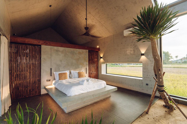 Ng&ocirc;i nh&agrave; cấp 4 nh&igrave;n qua th&igrave; tưởng b&igrave;nh thường nhưng b&ecirc;n trong lại khiến bạn kh&ocirc;ng thể tin v&agrave;o mắt m&igrave;nh ở Hội An - Ảnh 12.