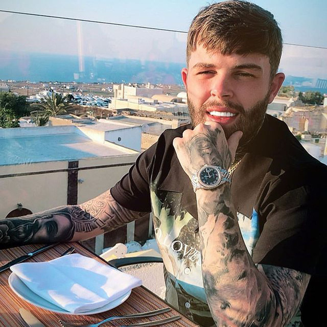  Đ&ecirc;m kinh ho&agrave;ng của đại gia tiền ảo bị cướp gh&eacute; thăm v&igrave; tr&oacute;t sống ảo qu&aacute; nhiều: Mạng x&atilde; hội đang dần trở n&ecirc;n nguy hiểm  - Ảnh 6.