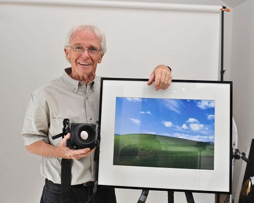 Hình nền huyền thoại trên Windows XP một thời: Được Microsoft trả hơn 100.000 USD vào năm 2000, đến nay vẫn xanh tốt như ngày nào - Ảnh 1. Hình nền huyền thoại trên Windows XP một thời: Được Microsoft trả hơn 100.000 USD vào năm 2000, đến nay vẫn xanh tốt như ngày nào - Ảnh 1.