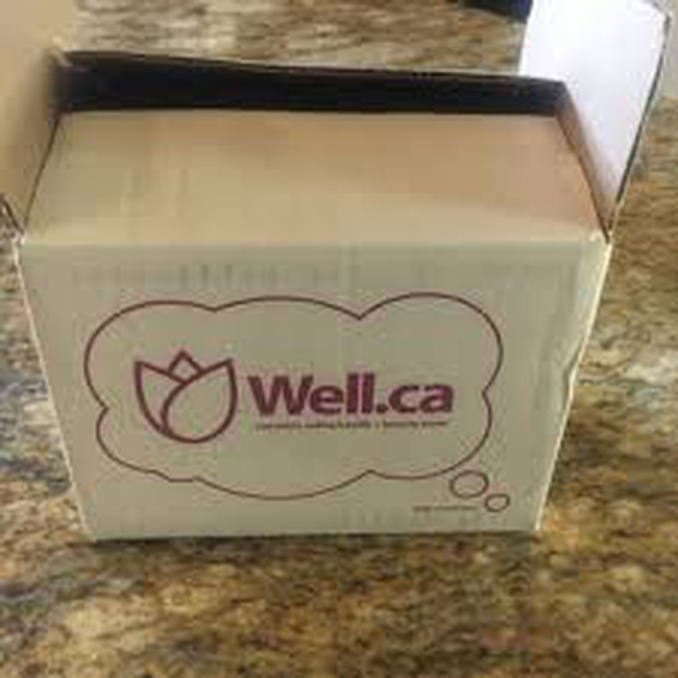 Đặt mua tu&yacute;p kem tạo kiểu t&oacute;c tr&ecirc;n mạng xong qu&ecirc;n lu&ocirc;n, 8 năm sau anh ch&agrave;ng nhận được g&oacute;i h&agrave;ng từ shipper v&agrave; c&aacute;i kết cười đau ruột - Ảnh 3.