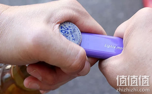 Tuyển tập khui nắp chai chi thuật d&agrave;nh cho những ng&agrave;y tr&oacute;t qu&ecirc;n mua đồ mở nắp chai - Ảnh 5.