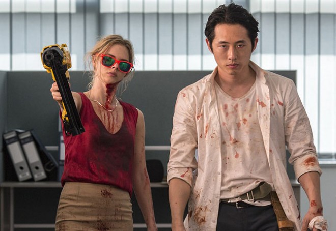 Hiệu ứng t&acirc;m l&yacute; Morbid curiosity v&agrave; 10 bộ phim đ&aacute;ng xem nhất trong đại dịch COVID-19 - Ảnh 13.