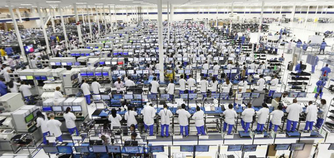  Foxconn khuy&ecirc;n nh&acirc;n vi&ecirc;n nghỉ ph&eacute;p hoặc nghỉ việc tự nguyện - Ảnh 1.