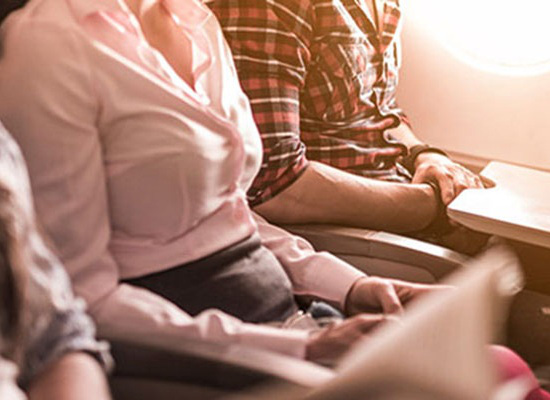 Tay vịn ghế giữa thuộc về ai? Đáp án của những câu hỏi tưởng đơn giản nhưng lại vô cùng khó nhằn - Ảnh 1. Tay vịn ghế giữa thuộc về ai? Đáp án của những câu hỏi tưởng đơn giản nhưng lại vô cùng khó nhằn - Ảnh 1.