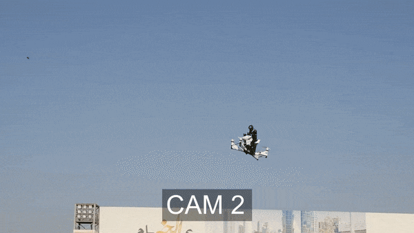 Đang bay lượn trên cao, mô tô bay của Nga đột nhiên rơi thẳng xuống đất - Ảnh 2. Đang bay lượn trên cao, mô tô bay của Nga đột nhiên rơi thẳng xuống đất - Ảnh 2.