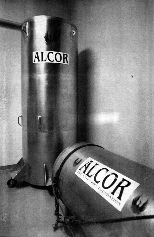 Người đ&agrave;n &ocirc;ng gi&agrave;u nhất nước Mỹ t&igrave;nh nguyện đ&oacute;ng băng cơ thể 50 năm chờ được hồi sinh v&agrave;o năm 2017 giờ ra sao? - Ảnh 4.