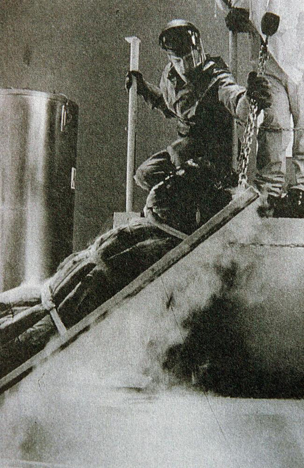 Người đ&agrave;n &ocirc;ng gi&agrave;u nhất nước Mỹ t&igrave;nh nguyện đ&oacute;ng băng cơ thể 50 năm chờ được hồi sinh v&agrave;o năm 2017 giờ ra sao? - Ảnh 5.