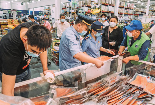 H&eacute; lộ nguồn gốc chủng virus SARS-CoV-2 đang l&acirc;y lan ở Bắc Kinh - Ảnh 1.