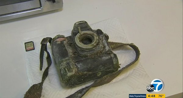 Đi câu cá lại câu được chiếc máy ảnh chứa 1.700 bức ảnh dưới hồ, cô gái đăng lên MXH tìm chủ nhân nhưng kết cục khiến 3 người bị bắt - Ảnh 6. Đi câu cá lại câu được chiếc máy ảnh chứa 1.700 bức ảnh dưới hồ, cô gái đăng lên MXH tìm chủ nhân nhưng kết cục khiến 3 người bị bắt - Ảnh 6.