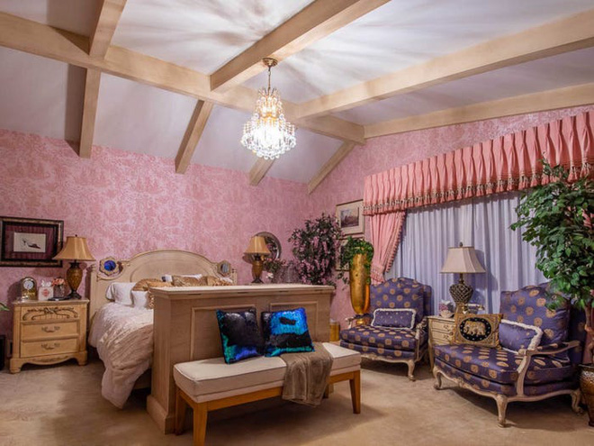 Không ai tin căn nhà nhỏ này có trị giá tới 18 triệu USD cho tới khi khám phá bí mật được ẩn giấu bên trong - Ảnh 15. Không ai tin căn nhà nhỏ này có trị giá tới 18 triệu USD cho tới khi khám phá bí mật được ẩn giấu bên trong - Ảnh 15.