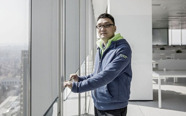  &Ocirc;ng chủ trang thương mại điện tử gi&aacute; rẻ vượt Jack Ma th&agrave;nh người gi&agrave;u thứ 2 Trung Quốc  - Ảnh 1.