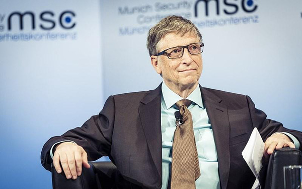 Ở tuổi 64, Bill Gates vẫn khẳng định sẽ làm việc chăm chỉ hơn dù đã nghỉ ở cả Microsoft và Berkshire Hathaway - Ảnh 1. Ở tuổi 64, Bill Gates vẫn khẳng định sẽ làm việc chăm chỉ hơn dù đã nghỉ ở cả Microsoft và Berkshire Hathaway - Ảnh 1.