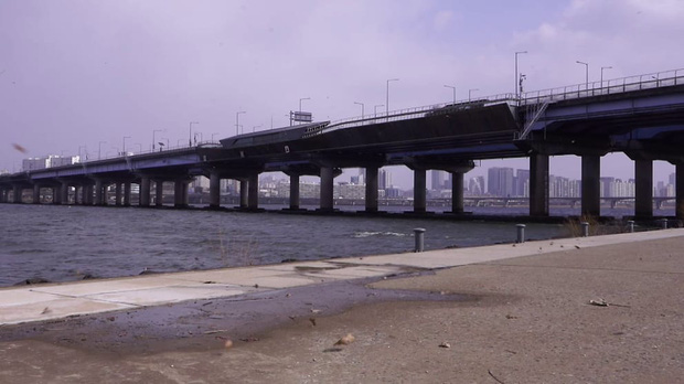 Quả bom nổ chậm tại H&agrave;n Quốc: L&yacute; do g&igrave; khiến đến hơn 800 người muốn nhảy cầu tự s&aacute;t chỉ trong v&ograve;ng 4 năm? - Ảnh 2.