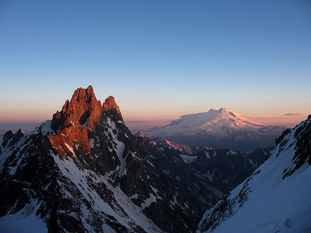 Địa điểm kỳ lạ nhất h&agrave;nh tinh: Nơi la b&agrave;n chỉ quay đ&uacute;ng một hướng v&agrave; nhiều thứ kh&aacute;c nữa - Ảnh 10.