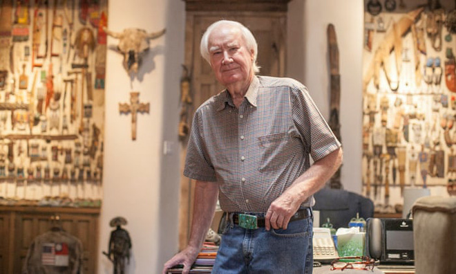 Một rương v&agrave;ng triệu USD vừa bị ph&aacute;t hiện sau 10 năm t&igrave;m kiếm, nhưng l&yacute; do của người ch&ocirc;n n&oacute; mới khiến mọi người phải suy ngẫm - Ảnh 1.