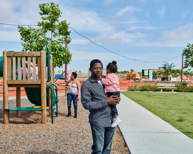  Bị thu h&uacute;t v&agrave;o những giao dịch rủi ro nhất qua ứng dụng giao dịch 0 đồng, người trẻ Mỹ mất cả ch&igrave; lẫn ch&agrave;i  - Ảnh 1.