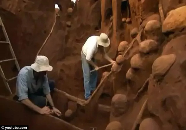 Đổ 10 tấn xi măng xuống tổ kiến dưới l&ograve;ng đất, nh&agrave; khoa học kh&ocirc;ng thể tin v&agrave;o mắt m&igrave;nh khi kh&aacute;m ph&aacute; ra th&agrave;nh phố khổng lồ - Ảnh 3.