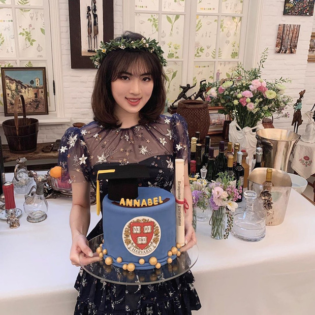 Ẩn số đau n&atilde;o từ gia đ&igrave;nh &ocirc;ng tr&ugrave;m Huawei: C&aacute;c con thay nhau đổi họ, đến cuối c&ugrave;ng hai con g&aacute;i đều kh&ocirc;ng mang họ bố - Ảnh 2.