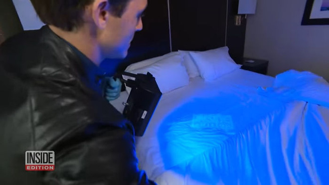  Th&iacute; nghiệm đơn giản chứng minh c&aacute;c kh&aacute;ch sạn cao cấp h&oacute;a ra kh&ocirc;ng sạch như bạn nghĩ - Ảnh 9.