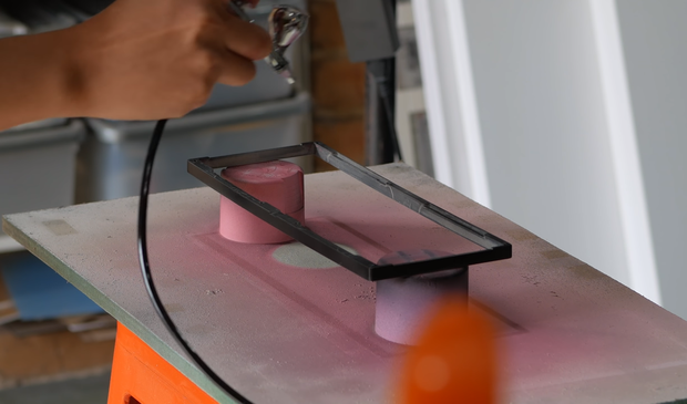 Qu&aacute; m&ecirc; BLACKPINK, anh ch&agrave;ng YouTuber tự tạo b&agrave;n ph&iacute;m cơ với phong c&aacute;ch Hắc Hường v&ocirc; c&ugrave;ng bắt mắt - Ảnh 3.