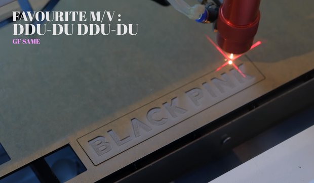 Qu&aacute; m&ecirc; BLACKPINK, anh ch&agrave;ng YouTuber tự tạo b&agrave;n ph&iacute;m cơ với phong c&aacute;ch Hắc Hường v&ocirc; c&ugrave;ng bắt mắt - Ảnh 6.