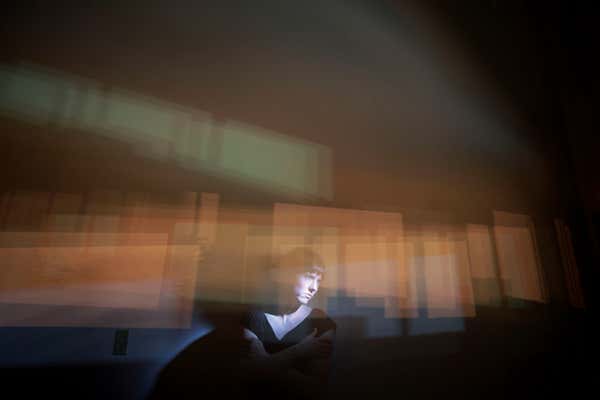 Nghi&ecirc;n cứu tiết lộ tại sao k&yacute; ức của ch&uacute;ng ta mờ nhạt dần theo thời gian - Ảnh 9.