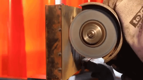 Đ&acirc;y l&agrave; loại vật liệu kh&ocirc;ng thể cắt được c&aacute;c nh&agrave; nghi&ecirc;n cứu vừa tạo ra, c&oacute; thể ph&aacute; huỷ lưỡi cưa khi bị cắt - Ảnh 1.