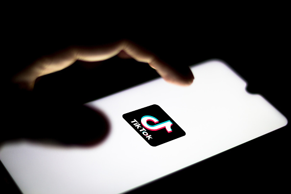 Tại sao nhóm hacker Anonymous kêu gọi người dùng xóa TikTok? - Ảnh 2. Tại sao nhóm hacker Anonymous kêu gọi người dùng xóa TikTok? - Ảnh 2.