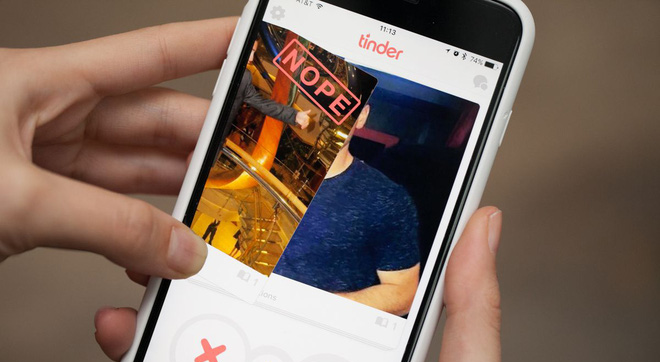 Tinder d&iacute;nh phốt ph&acirc;n biệt đối xử: Gi&aacute; Premium đắt rẻ lung tung t&ugrave;y giới t&iacute;nh v&agrave; độ hot mỗi người? - Ảnh 2.