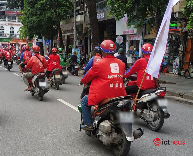  Now n&oacute;i g&igrave; về việc h&agrave;ng trăm shipper qu&acirc;y k&iacute;n trụ sở c&ocirc;ng ty phản đối ch&iacute;nh s&aacute;ch mới?  - Ảnh 4.