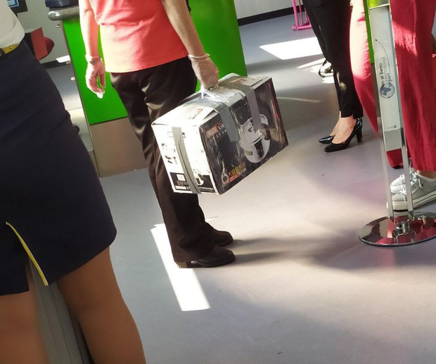 Khi những kẻ kh&eacute;o tay hay l&agrave;m nhiệt t&igrave;nh sửa chữa đồ đạc nhưng kết quả lại toang đến nỗi ai nh&igrave;n thấy cũng muốn quạu - Ảnh 13.