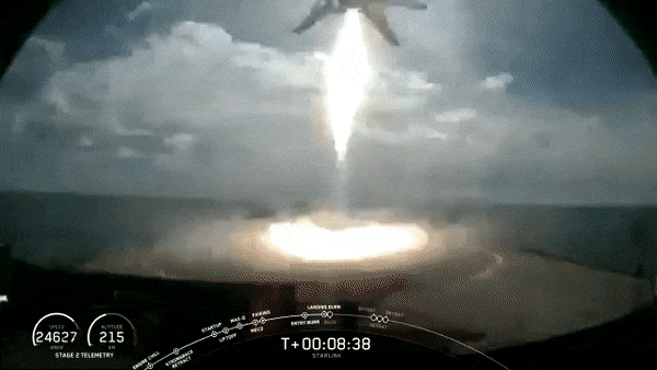 SpaceX vừa lập th&ecirc;m một kỷ lục chưa từng c&oacute; h&atilde;ng n&agrave;o l&agrave;m được - Ảnh 1.