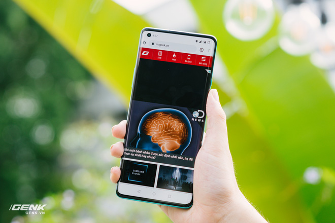 Trải nghiệm Oneplus 8 Pro 5G: Qu&aacute; tốt nhưng vẫn c&ograve;n điều phải lăn tăn - Ảnh 2.