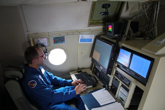  Gặp gỡ Thợ săn B&atilde;o - Những chiếc m&aacute;y bay liều mạng nhất nước Mỹ - Ảnh 5.