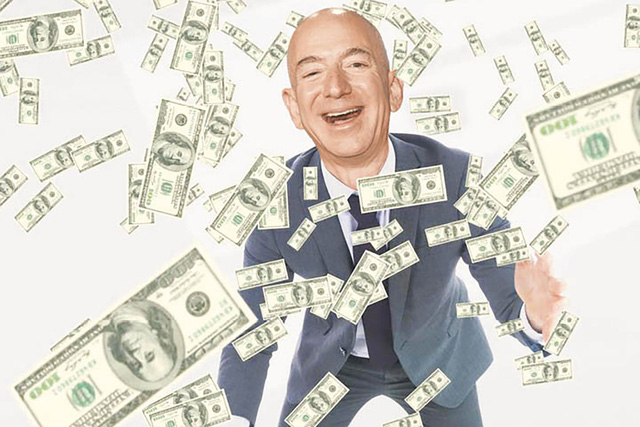  T&agrave;i sản Jeff Bezos vừa vượt 200 tỷ USD, nhiều nh&acirc;n vi&ecirc;n dựng m&aacute;y ch&eacute;m biểu t&igrave;nh ngay trước cửa dinh thự - Ảnh 3.